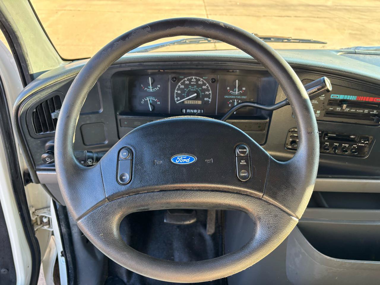 Used 1993 Ford E-350 and Econoline 350 XLT RWD image 16
