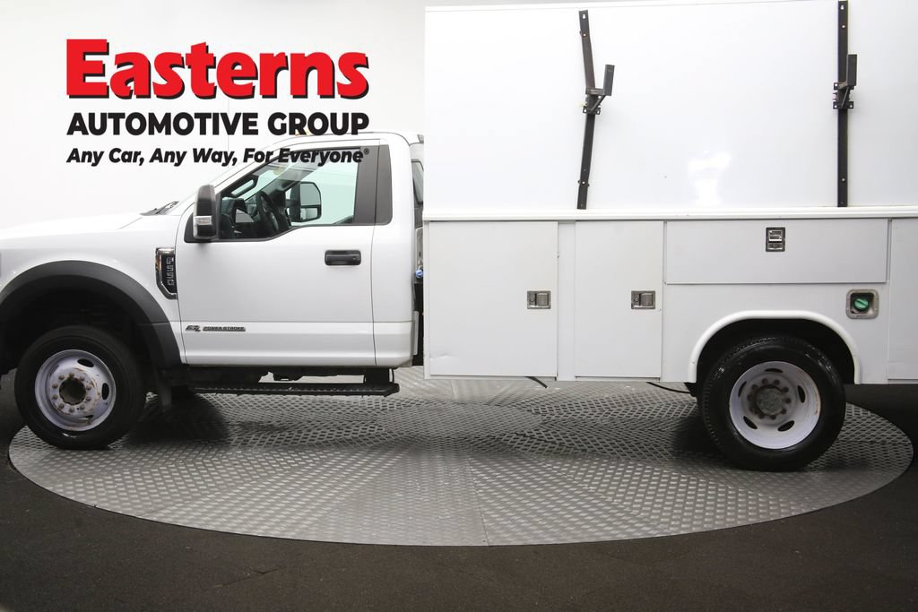 Used 2017 Ford F550 2WD Regular Cab Super Duty image 62