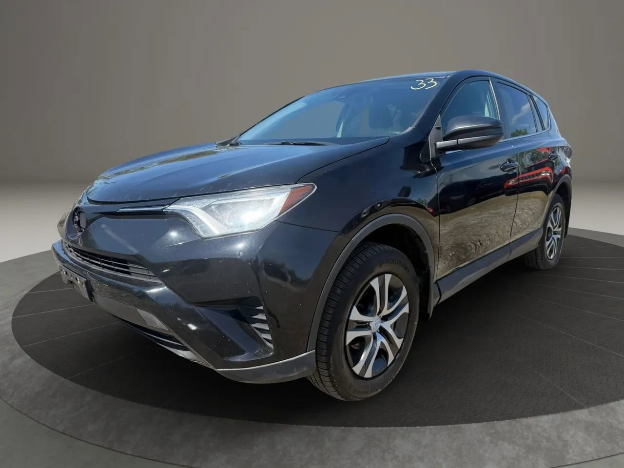 Used 2018 Toyota RAV4 LE w/ All Weather Liner Package AWD/4WD image 1