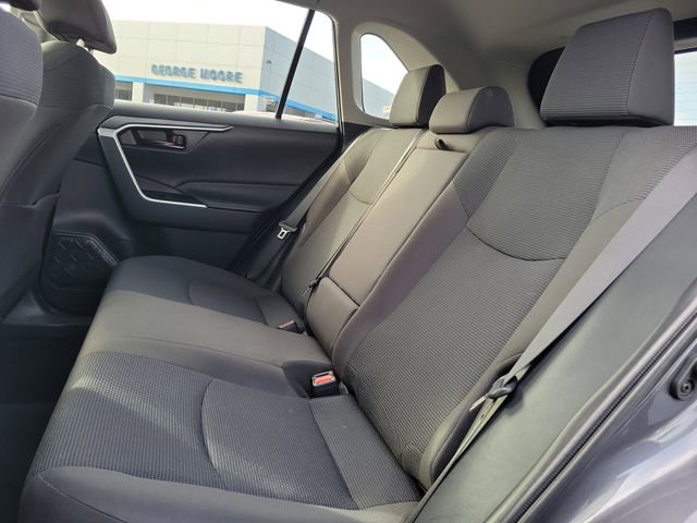 Used 2024 Toyota RAV4 LE AWD/4WD image 9