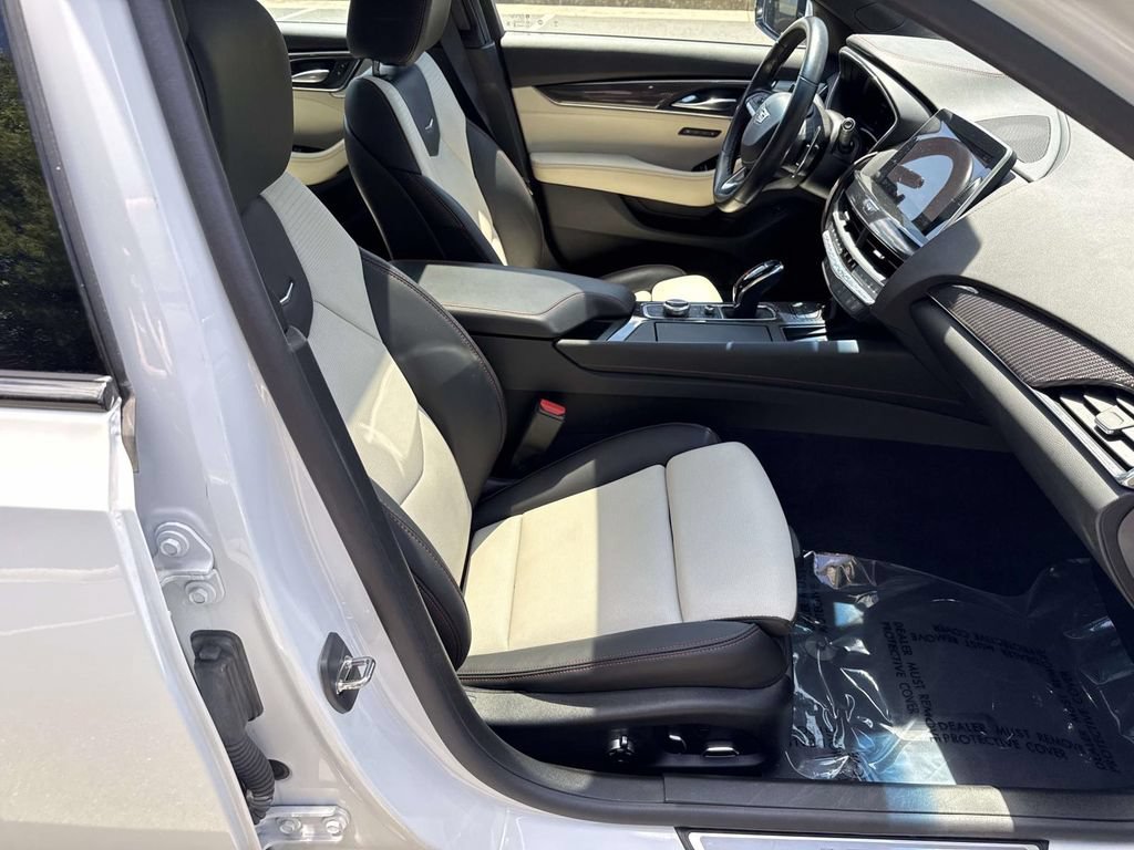 Used 2024 Cadillac CT5 V w/ Premium Package RWD image 7
