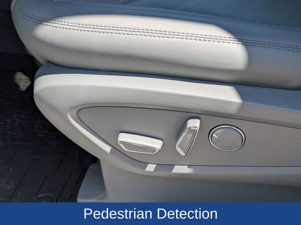 Used 2019 Lincoln Nautilus Reserve FWD image 15