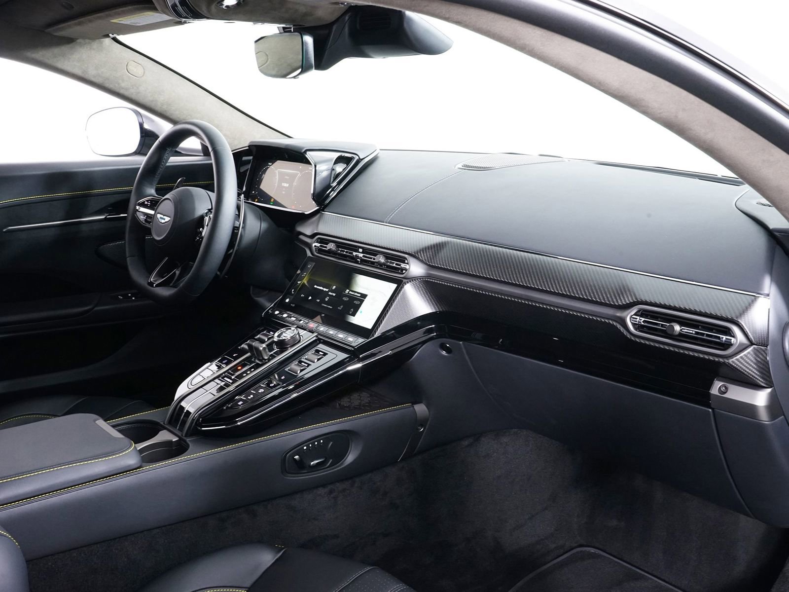 New 2026 Aston Martin V8 Vantage Coupe image 29