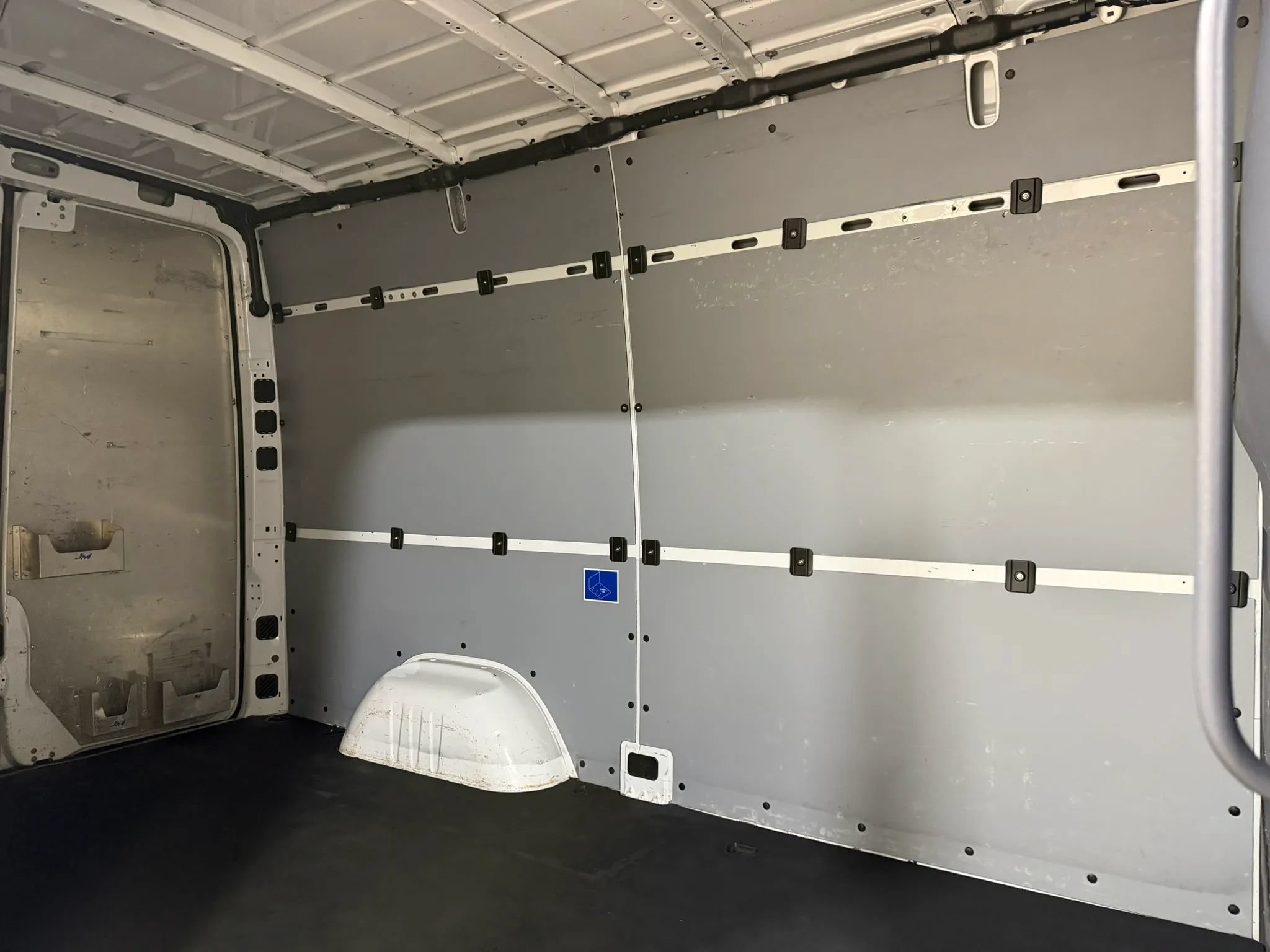 Used 2020 Mercedes-Benz Sprinter 2500 image 26