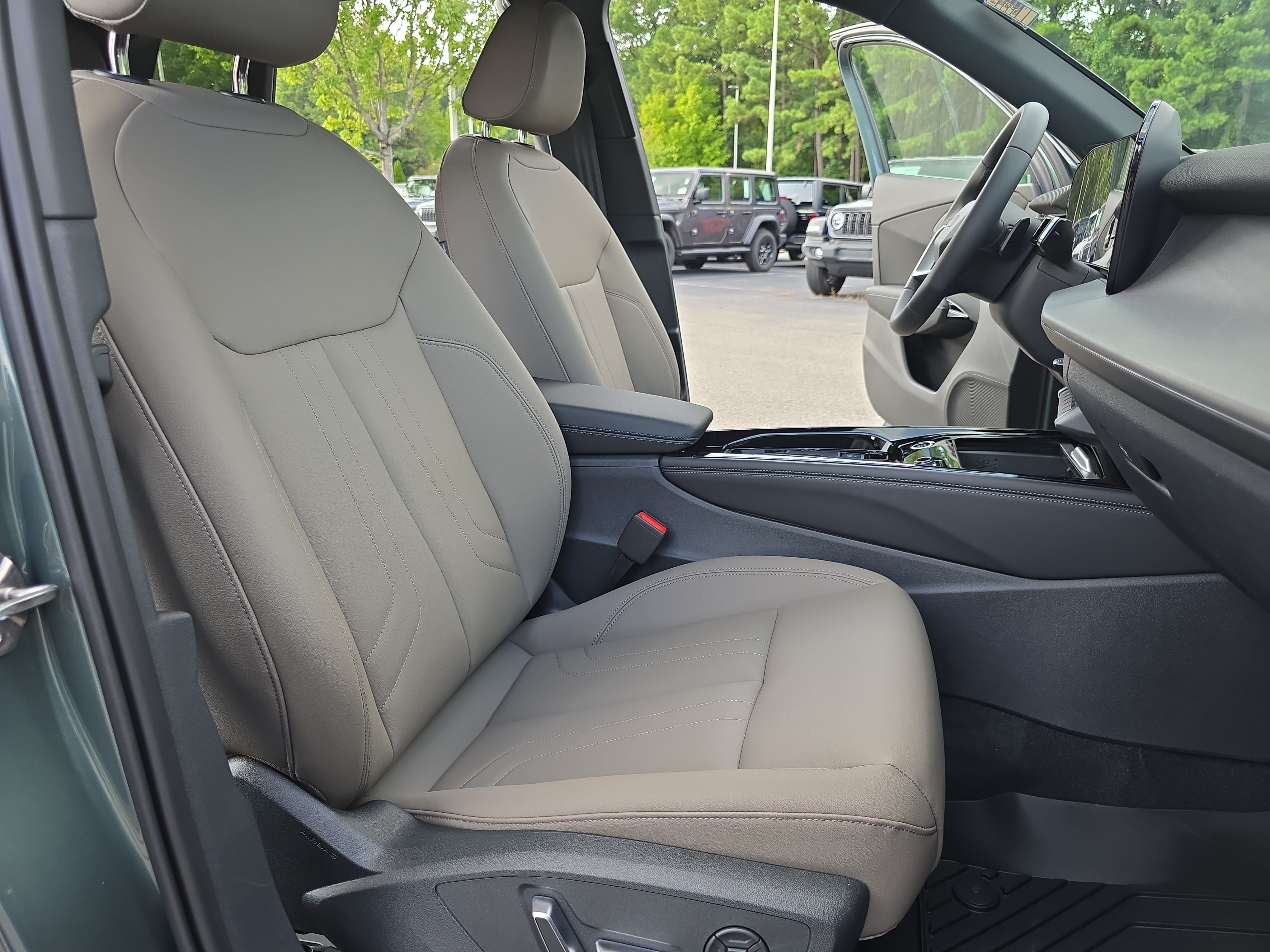 New 2026 Audi Q3 quattro 2.0T AWD/4WD image 10