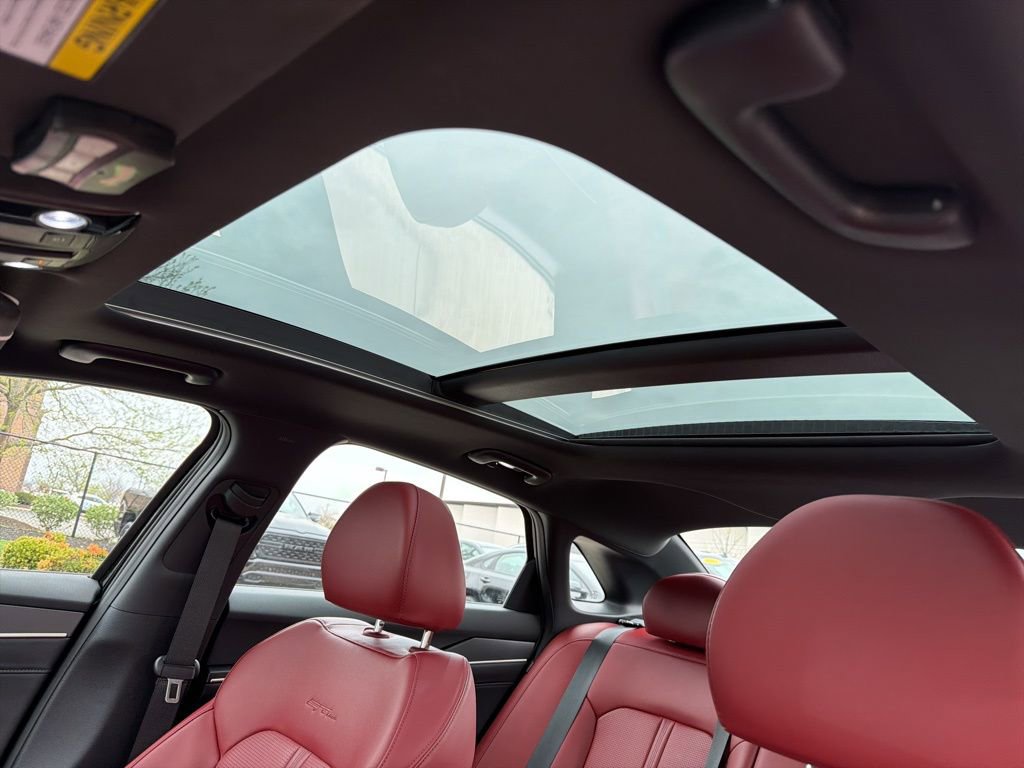 Used 2026 Kia K5 GT-Line w/ GT-Line Premium Package image 4