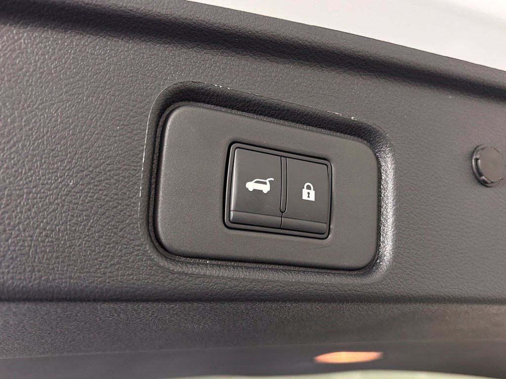 New 2026 Nissan Pathfinder SL FWD image 38
