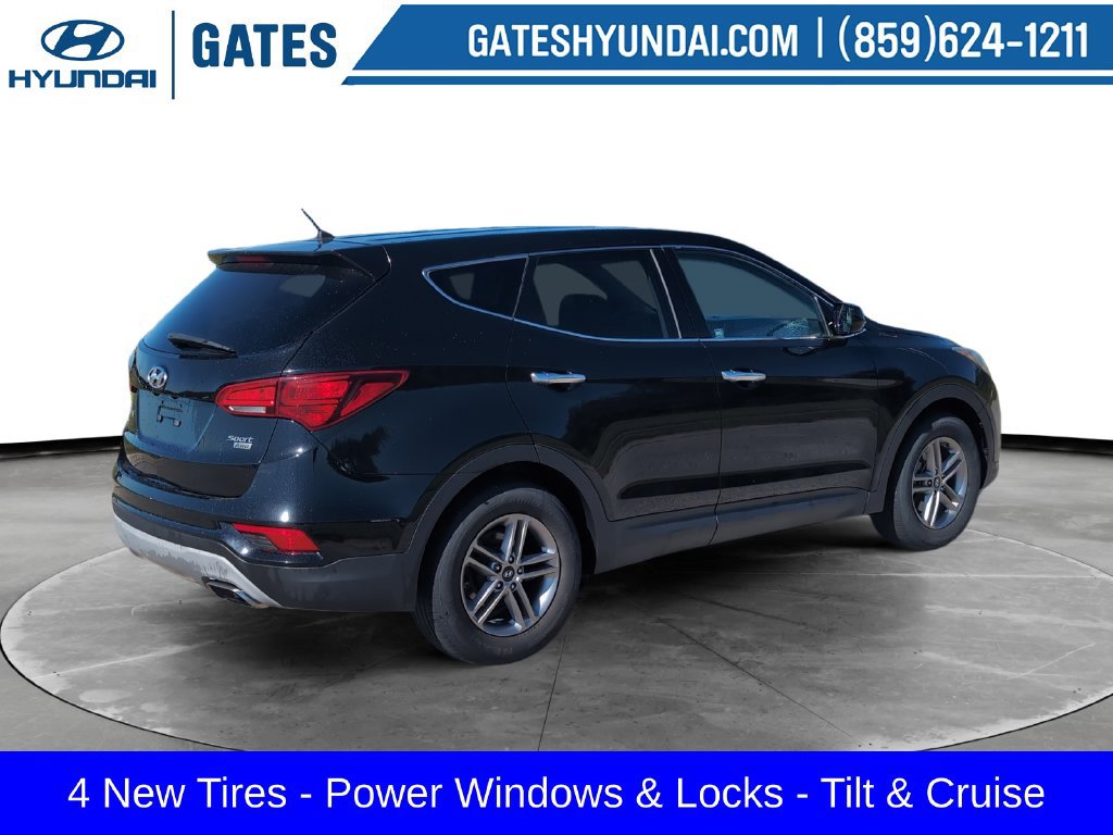 Used 2018 Hyundai Santa Fe Sport AWD/4WD image 2