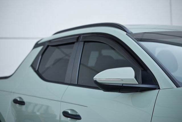 Used 2024 Hyundai Santa Cruz SEL w/ Activity Package image 3