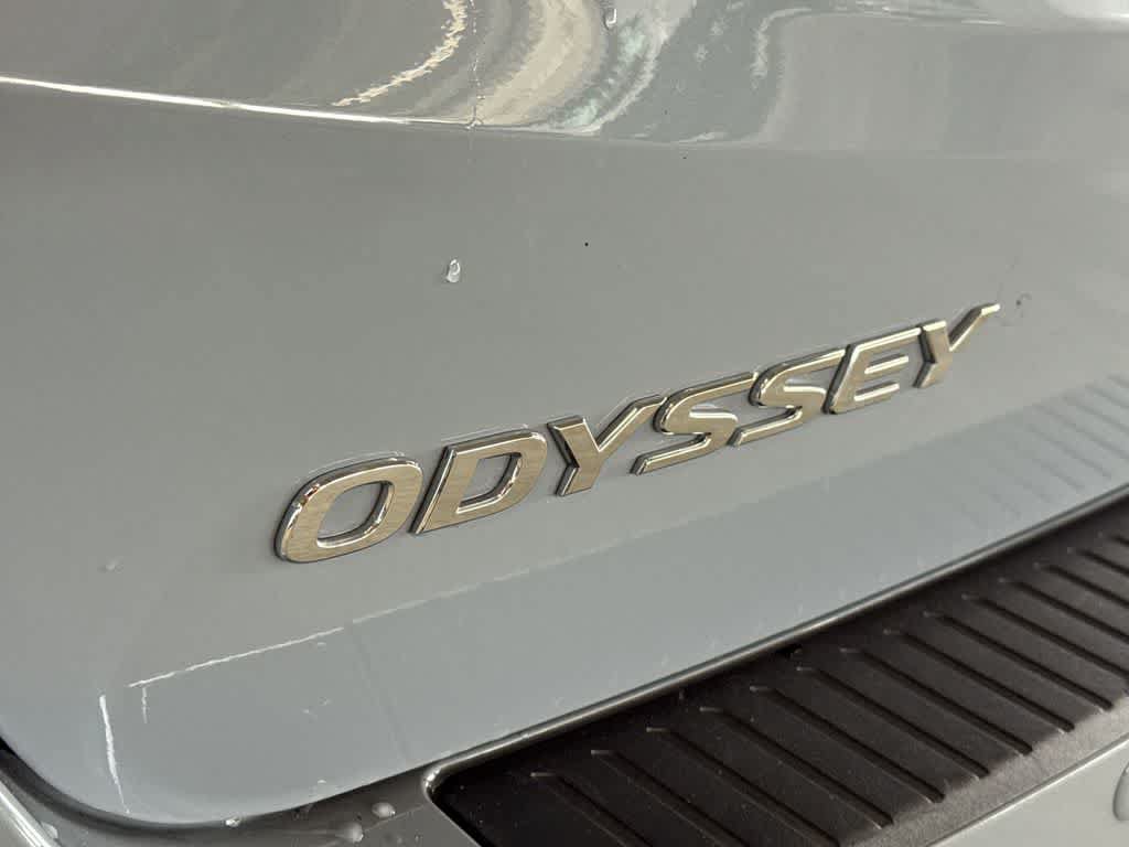 Used 2025 Honda Odyssey Touring image 11
