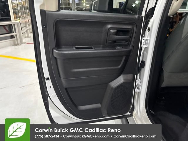 Used 2016 RAM 1500 Express AWD/4WD image 32