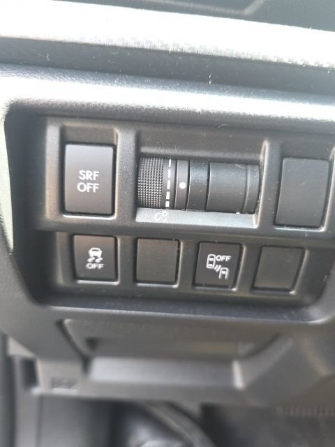 Used 2018 Subaru Crosstrek 2.0i Premium AWD/4WD image 20