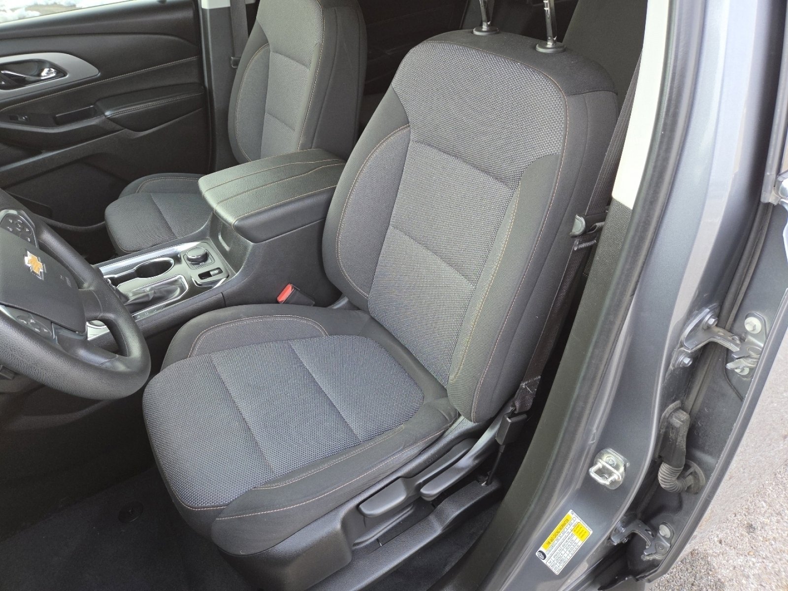 Used 2021 Chevrolet Traverse LS w/ LPO, Black Accent Package image 20