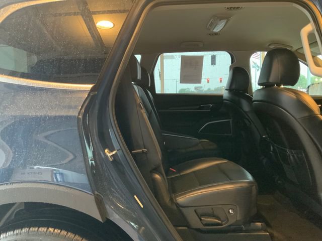 Used 2023 Kia Telluride S AWD/4WD image 19