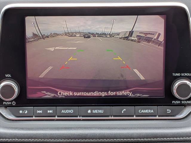 Used 2024 Nissan Rogue SV image 12