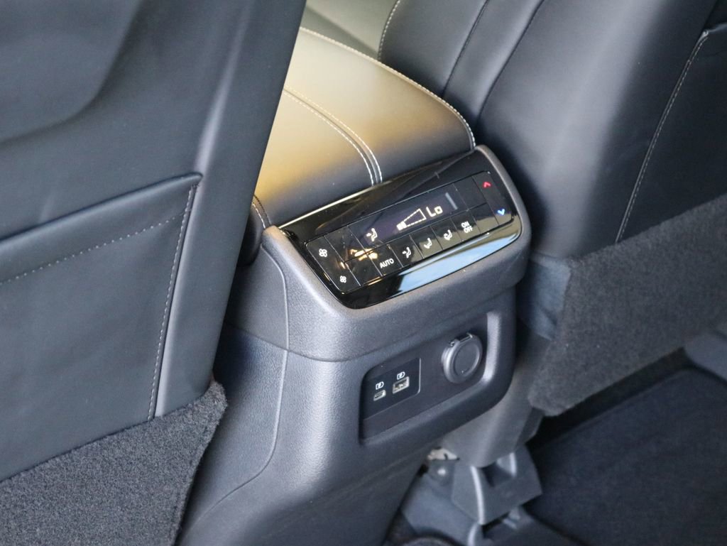 Certified 2023 INFINITI QX60 Luxe AWD/4WD image 31