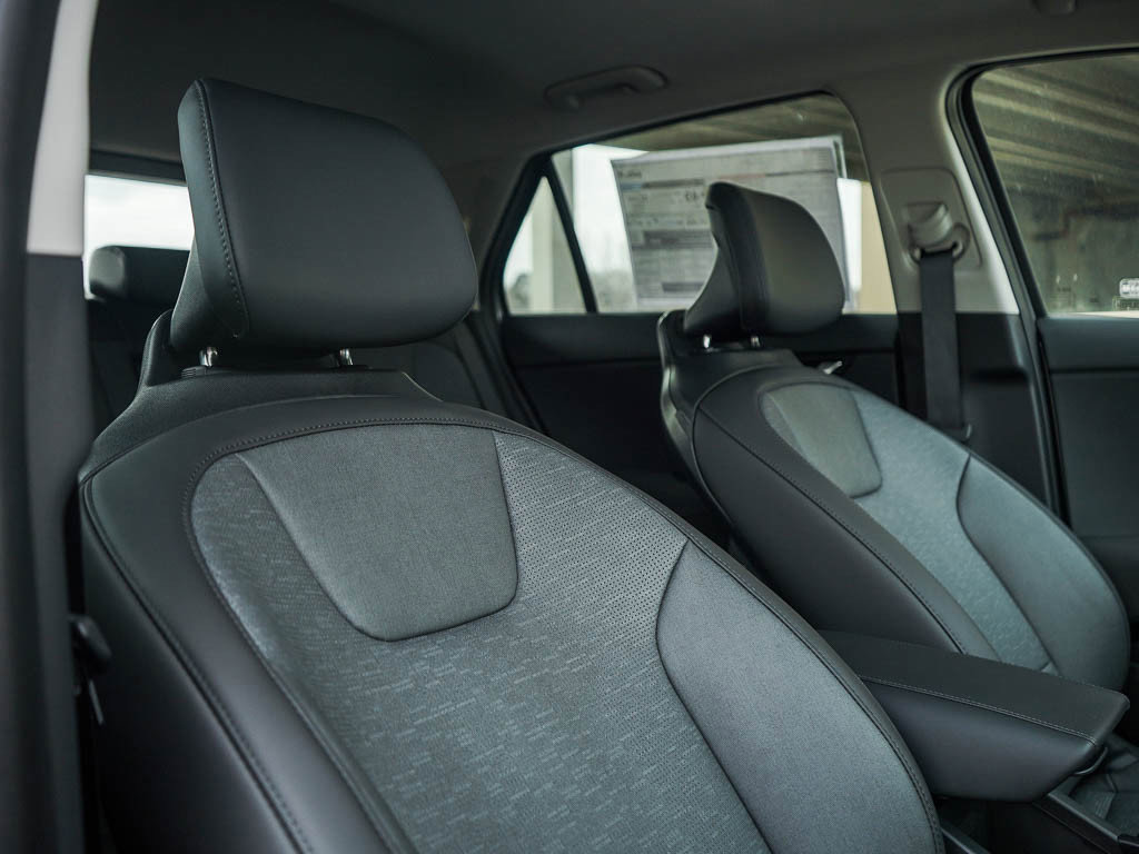 New 2026 Kia Niro SX Touring image 11