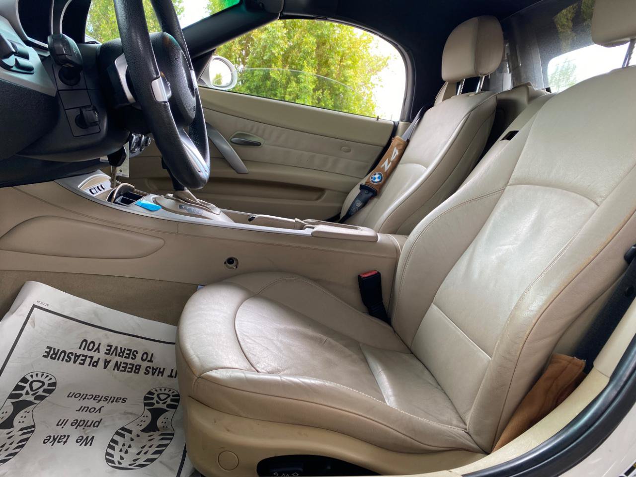 Used 2008 BMW Z4 3.0i RWD image 23