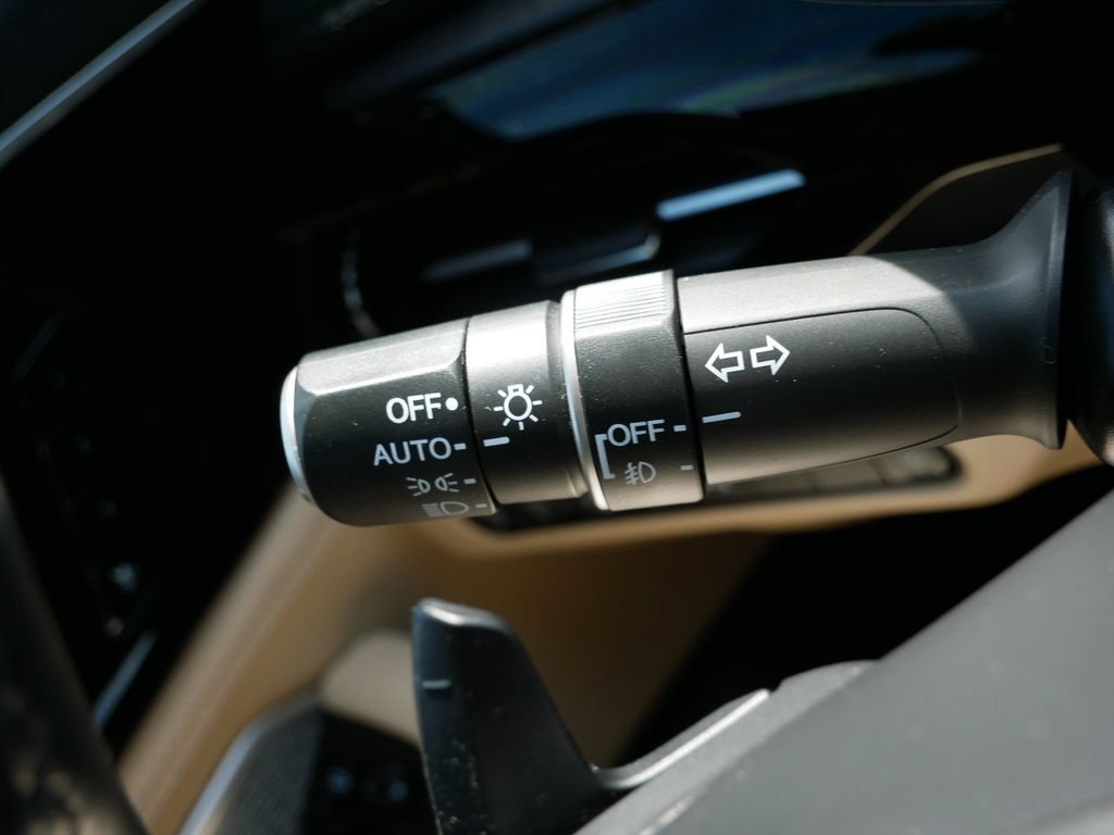Used 2022 Acura MDX SH-AWD w/ Advance Package image 33