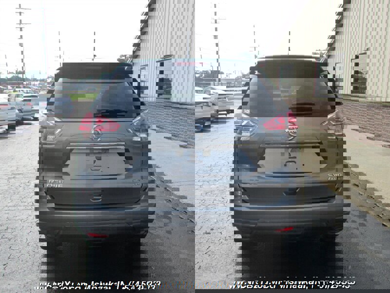 Used 2016 Nissan Rogue SV image 6