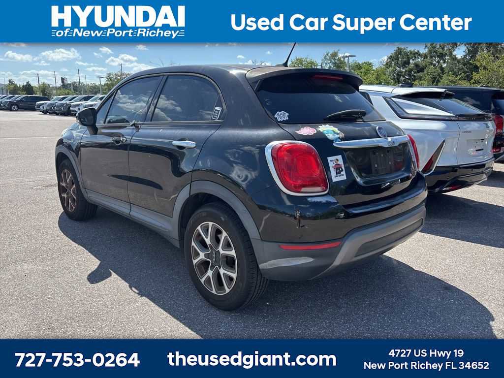 Used 2016 FIAT 500X Trekking image 2