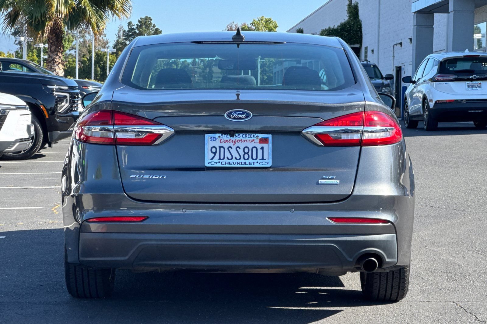 Used 2020 Ford Fusion SE FWD image 6