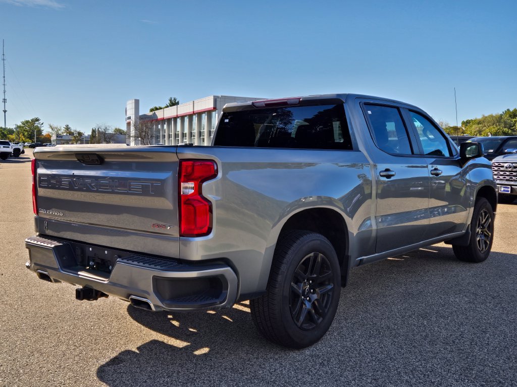 Used 2023 Chevrolet Silverado 1500 RST AWD/4WD image 6