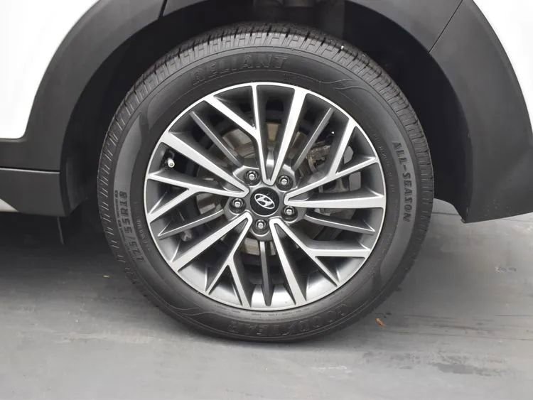 Used 2019 Hyundai Tucson Ultimate w/ Cargo Package image 37