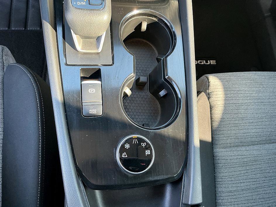 Certified 2023 Nissan Rogue SV image 20