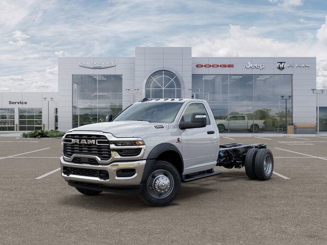 New 2026 RAM 5500 Tradesman w/ Chrome Appearance Group AWD/4WD image 1