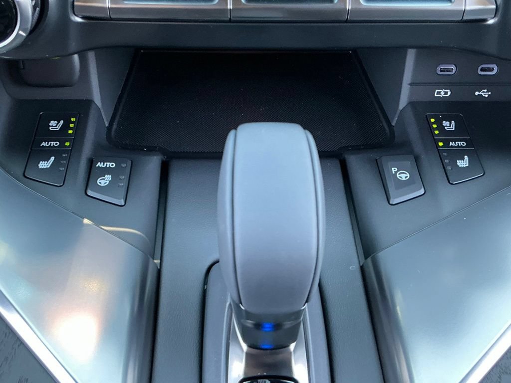 New 2026 Lexus LX 700h Luxury w/ Appearance Package AWD/4WD image 27