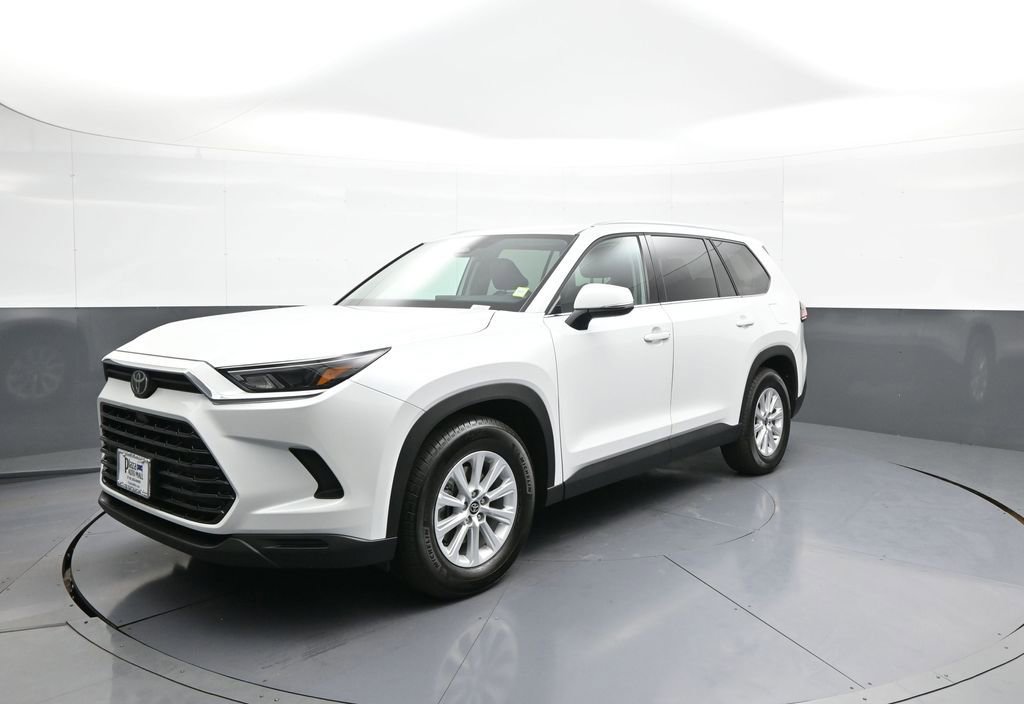 Certified 2026 Toyota Grand Highlander XLE image 1
