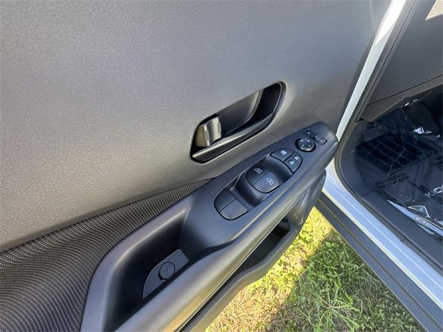New 2025 Nissan Kicks Play S image 13