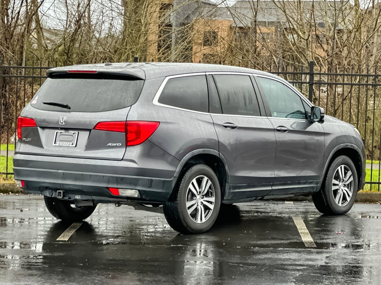 Used 2018 Honda Pilot EX-L image 3