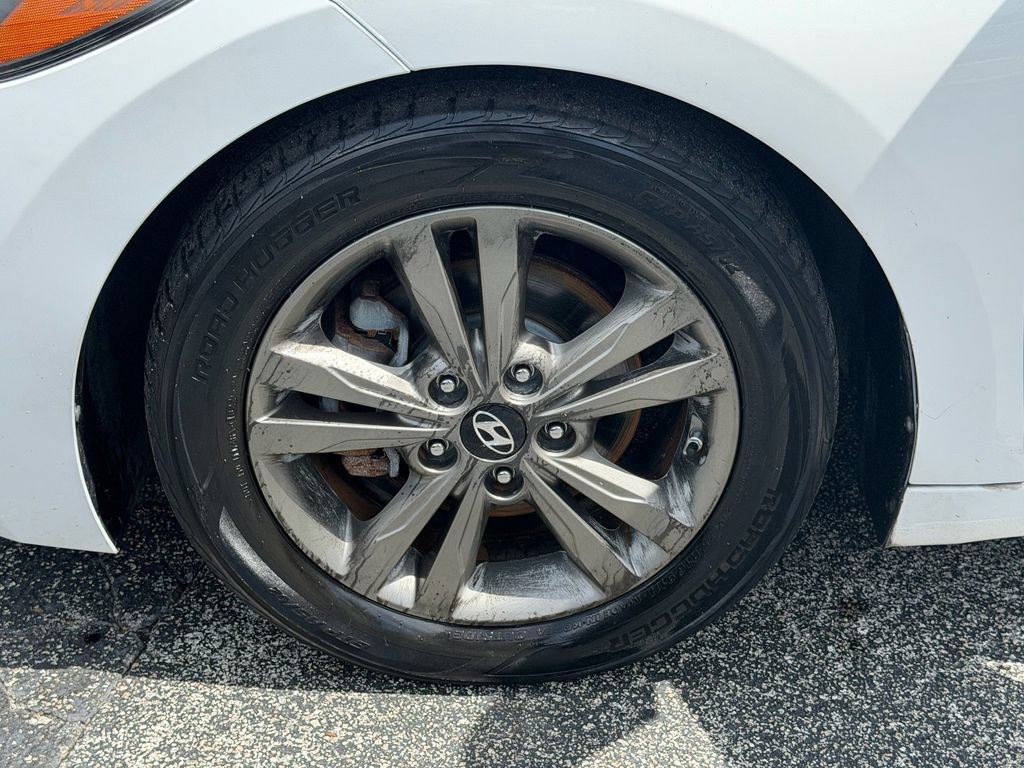 Used 2018 Hyundai Elantra SEL w/ Cargo Package FWD image 13