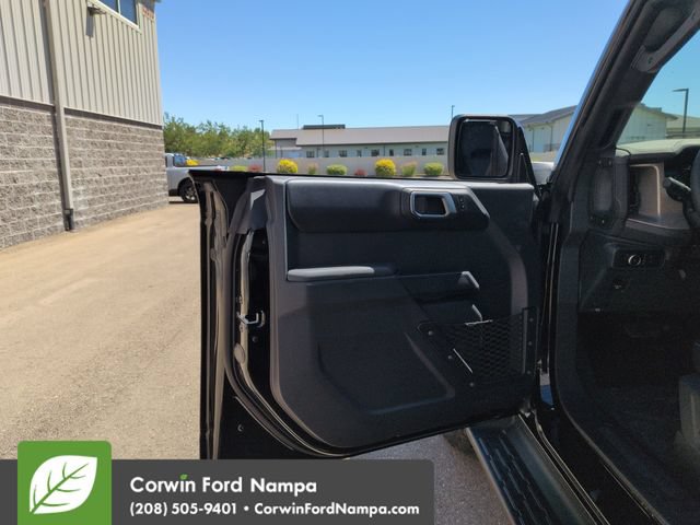 New 2026 Ford Bronco Outer Banks w/ Black Appearance Package AWD/4WD image 10