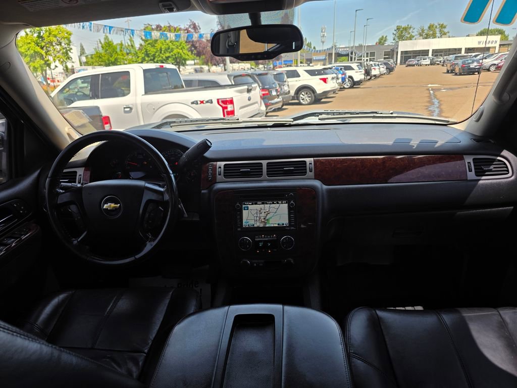 Used 2011 Chevrolet Silverado 2500 LTZ AWD/4WD image 5