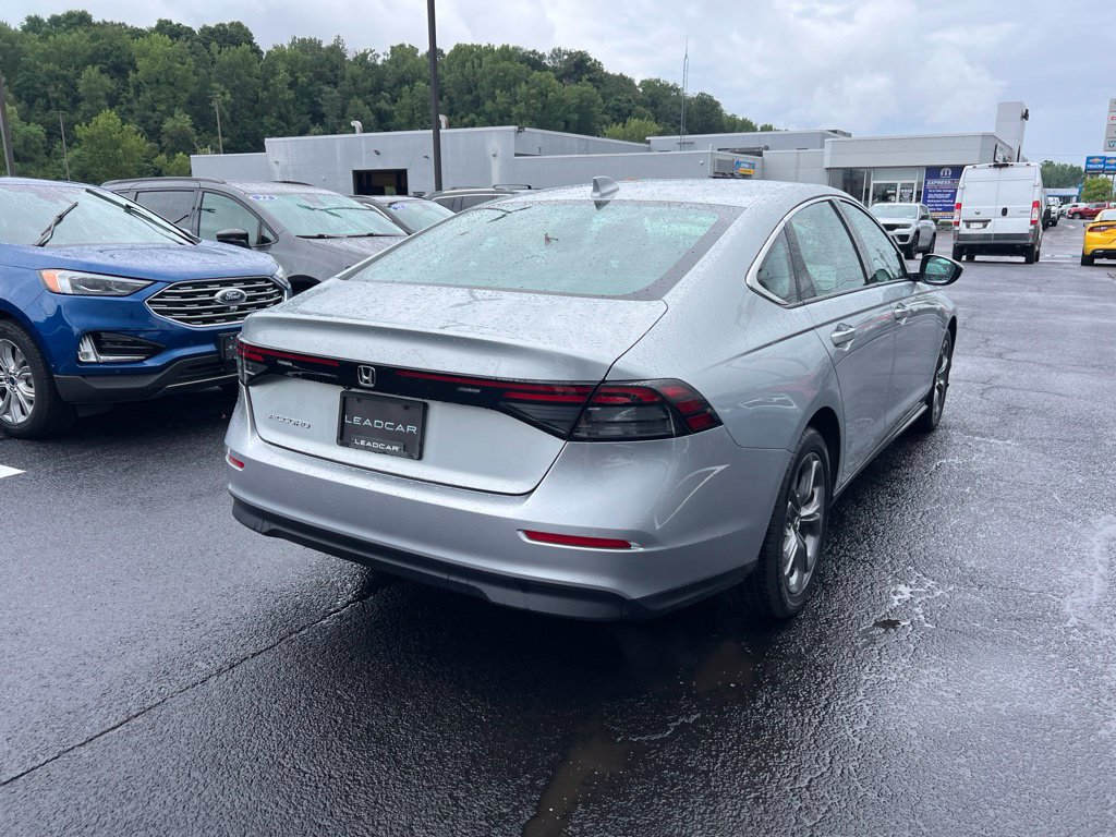 Used 2024 Honda Accord EX image 4