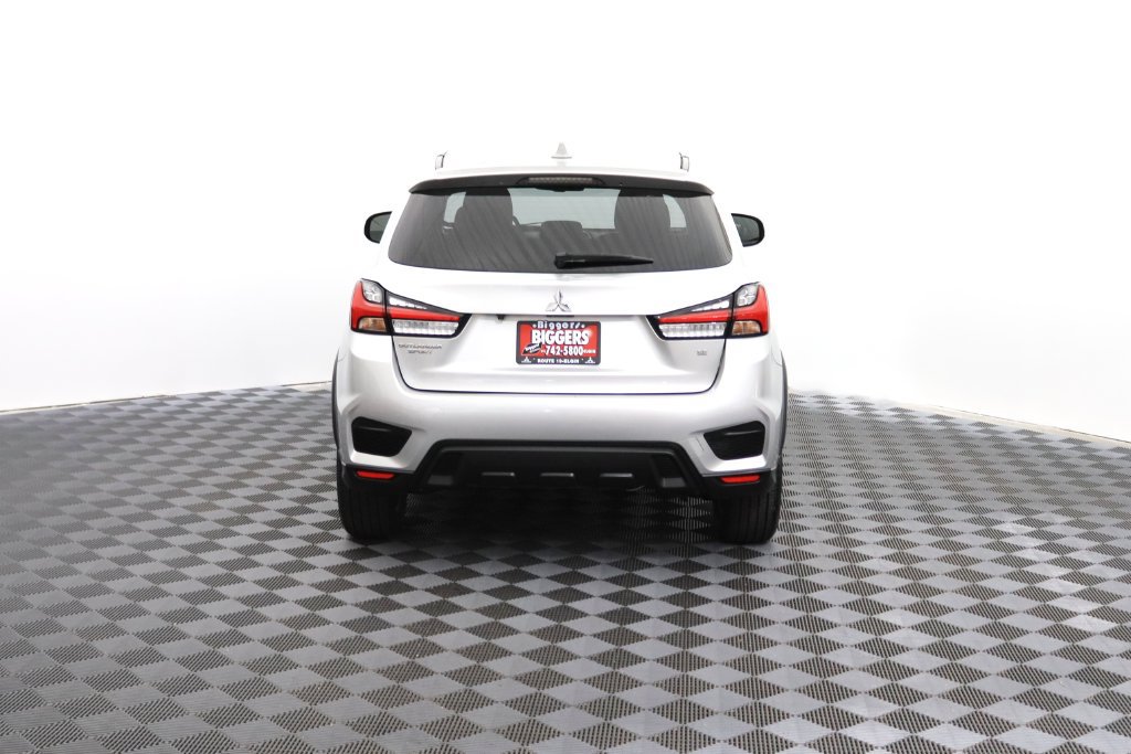 Used 2020 Mitsubishi Outlander Sport SE AWD/4WD image 7