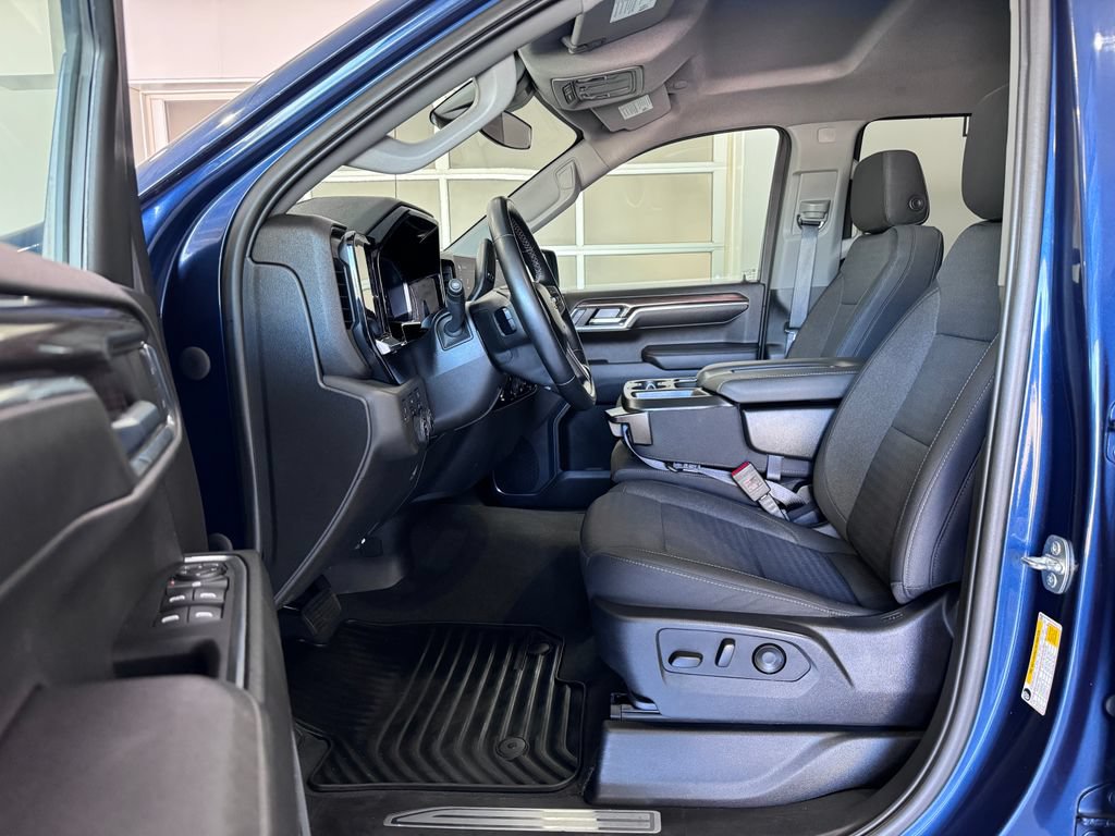 Certified 2023 Chevrolet Silverado 1500 LT AWD/4WD image 11