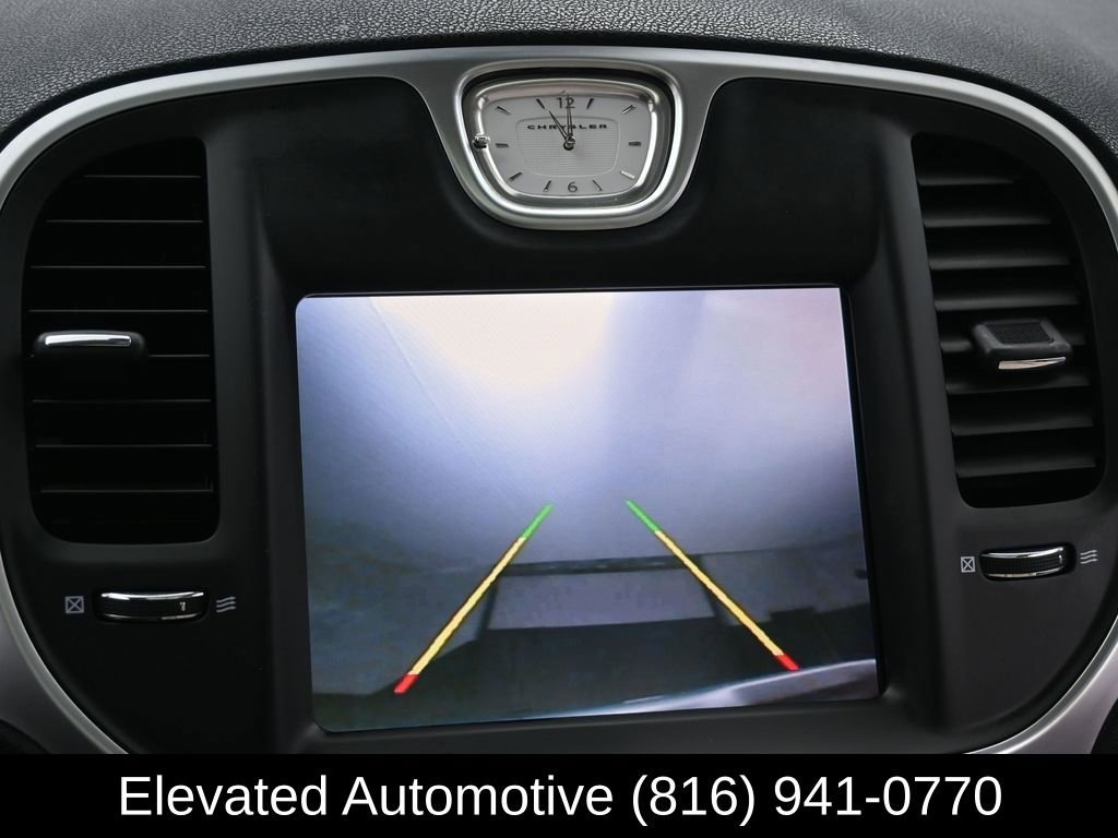 Used 2016 Chrysler 300 C w/ Safetytec Plus Group image 20