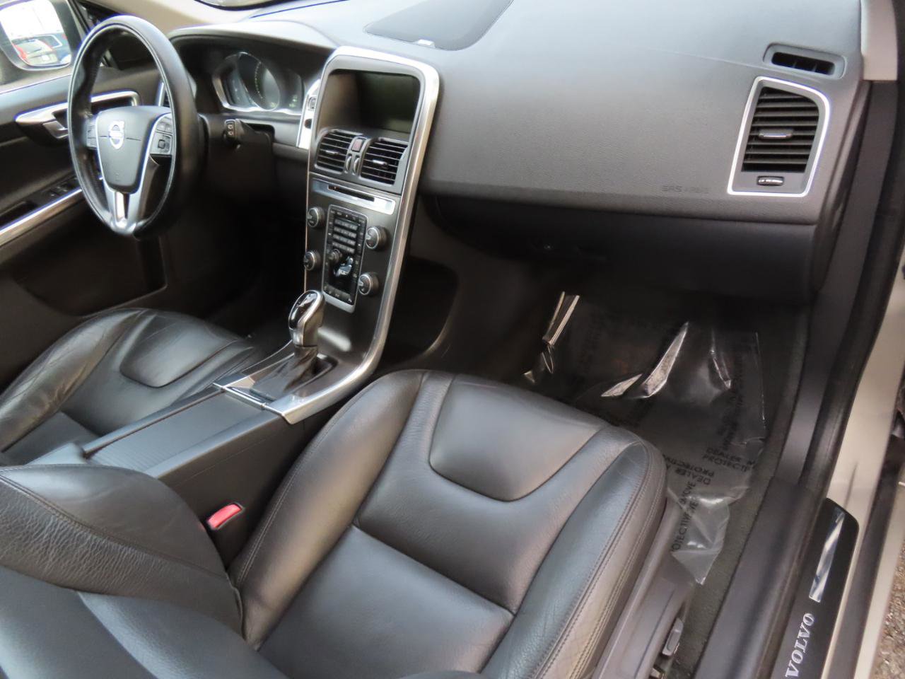 Used 2014 Volvo XC60 3.2 image 22