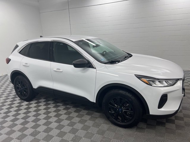 Used 2023 Ford Escape Active w/ Tech Pack #1 image 4