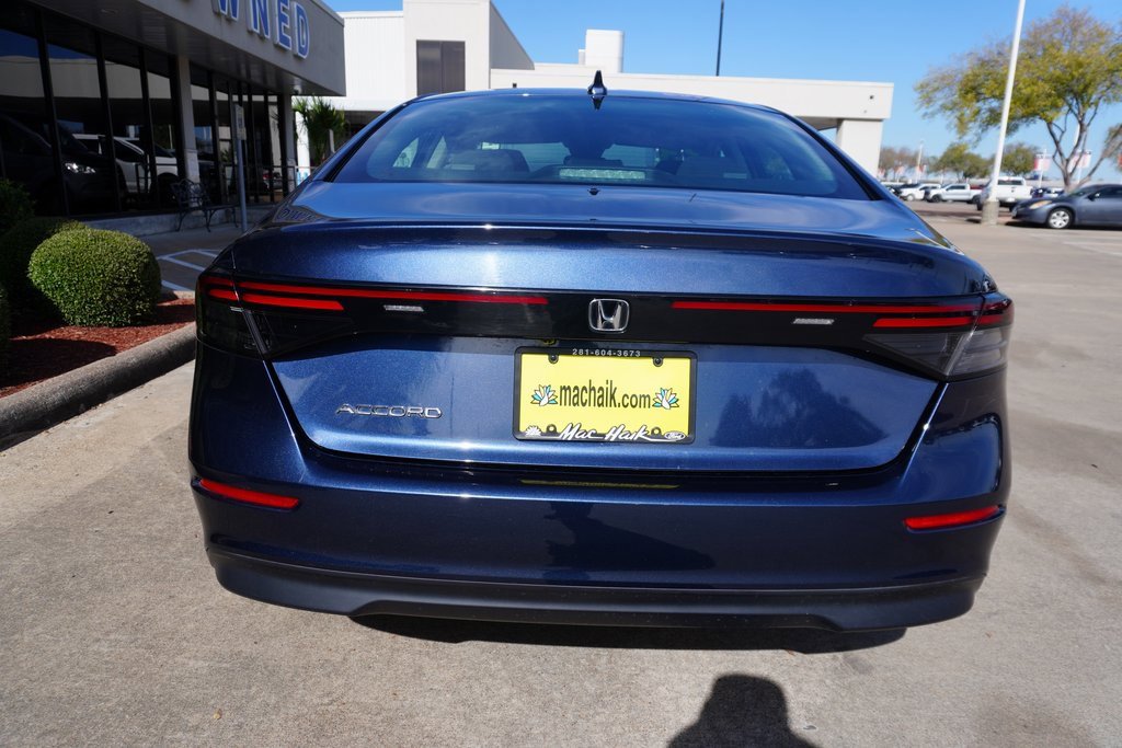 Used 2023 Honda Accord EX image 6