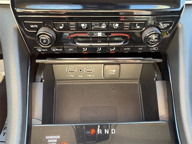 Used 2023 Jeep Grand Cherokee Limited w/ Luxury Tech Group II image 15