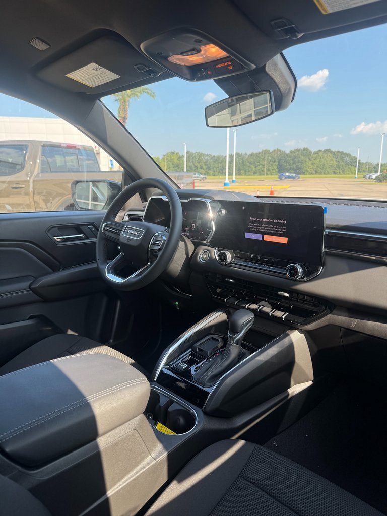 New 2026 GMC Canyon Elevation image 12