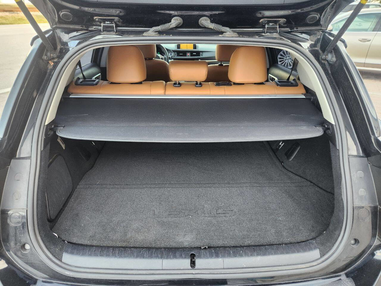 Used 2011 Lexus CT 200h Premium w/ Premium Audio Pkg image 24