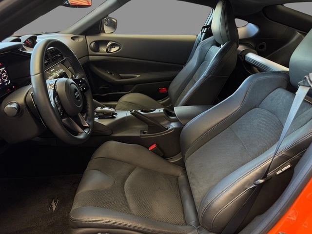 Certified 2024 Nissan Z Performance w/ Heritage Edition RWD image 5