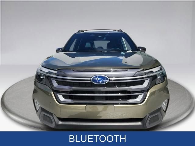Used 2025 Subaru Forester Limited image 12