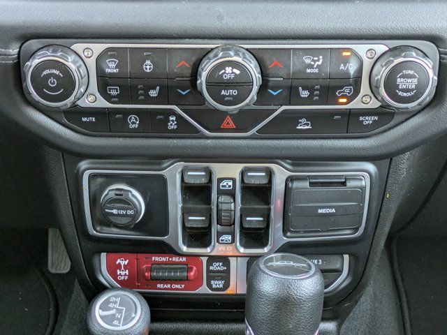 Used 2024 Jeep Gladiator Rubicon w/ Technology Group image 21